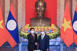 Presidente vietnamita se reúne con máximo dirigente de Laos 