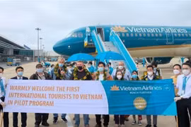 Vietnam reanudará pronto vuelos comerciales internacionales
