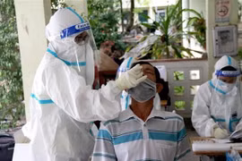 Vietnam confirma más de cinco mil casos nuevos del COVID-19