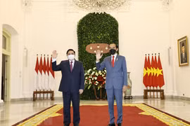 Primer ministro vietnamita se reúne con el presidente indonesio 