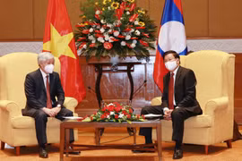 Destaca dirigente laosiano relaciones con Vietnam 
