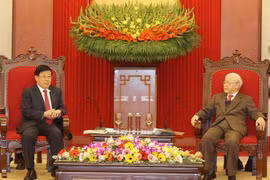 Máximo dirigente político pide fortalecer cooperación en seguridad con China