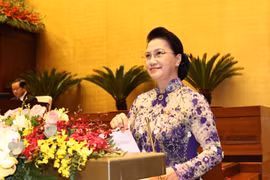 XI período de sesiones parlamentarias pavimenta desarrollo del aparato estatal vietnamita 