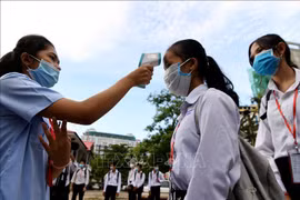 Camboya cierra las escuelas en todo el país debido al COVID-19 