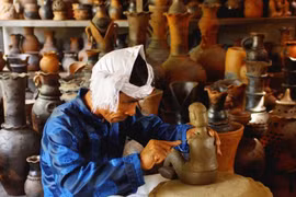 Efectuarán exposición de cerámica artística de Vietnam 2021