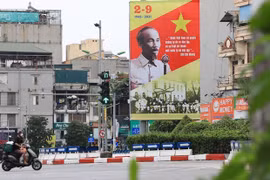 Más felicitaciones enviadas a Vietnam en ocasión del Día Nacional