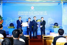 Estrenan Bolsa de valores de Vietnam 