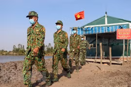 Ejército de Vietnam toma riendas en la lucha contra la pandemia