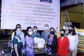 Comunidad vietnamita en Laos muestra solidaridad en medio del COVID-19
