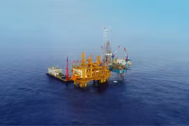Vietnam perfecciona marco legal para desarrollo de industria petrolera