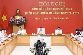 Primer ministro de Vietnam insta a garantizar la seguridad del nuevo año escolar