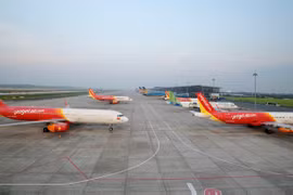 Proponen soluciones para "salvar" a aerolíneas vietnamitas ante COVID-19