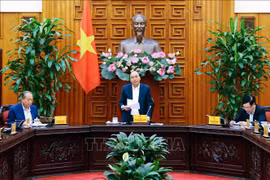 Debate gobierno de Vietnam mudanza de puertos en río Sai Gon