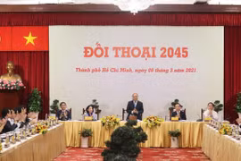 Dialoga premier de Vietnam con comunidad empresarial 