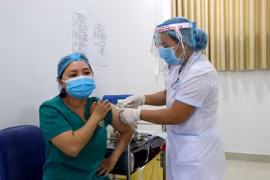 Gia Lai, cuarta provincia en Vietnam en iniciar la vacunación contra el COVID-19