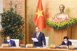 Primer ministro de Vietnam exhorta a mayores esfuerzos para alcanzar crecimiento económico de 6,5 por ciento 