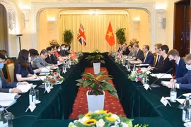 Vietnam y Reino Unido robustecen asociación estratégica bilateral