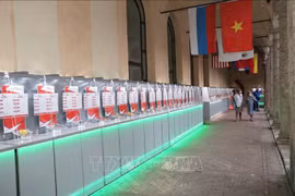 Presentan productos agrícolas vietnamitas en feria internacional en Italia