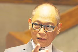 Banco central de Filipinas mantiene tasa de interés en mínimos históricos