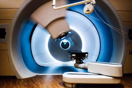 Rusia y Vietnam cooperan en tratamiento de cáncer con radioterapia de protones