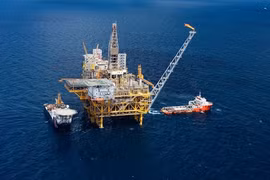 Supera empresa petrolera vietnamita meta de ganancia en primeros siete meses