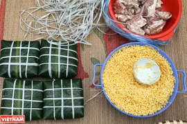 Comuna vietnamita de Hung Lo, famosa por elaboración de pastel tradicional para honrar a los ancestros 