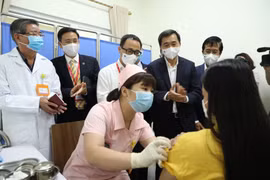 Vietnam prueba en humanos su segunda vacuna contra el COVID-19