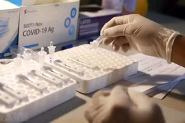COVID-19: Cuatro mil 271 nuevos casos en Vietnam