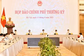 Vietnam continúa acelerando la vacunación masiva contra el COVID-19