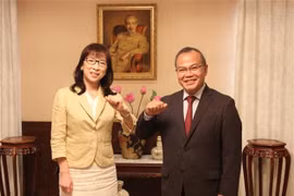 Organización japonesa apoya a niños con cáncer en Vietnam