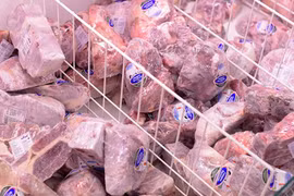 Camboya prohíbe importación de carne congelada ante riesgo de infección del SARS-CoV-2