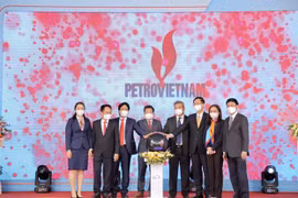 Conmemoran aniversario del Día de Tradición de la industria petrolera vietnamita
