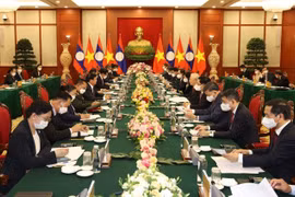 Ratifican compromiso de enriquecer relaciones especiales Vietnam-Laos 