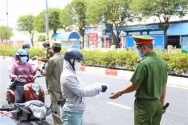 Primer Ministro de Vietnam realiza inspección remota de labores preventivas de COVID-19
