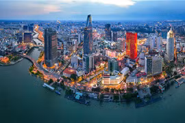 Inversión extranjera nueva y ajustada aumenta más del 50 por ciento en Ciudad Ho Chi Minh