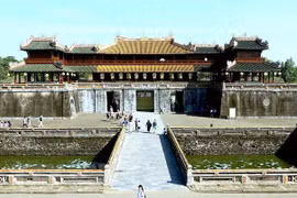 Establecen en Vietnam biblioteca sobre ciudad imperial de Hue