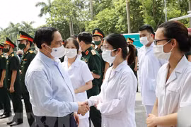 Vietnam lanza mayor campaña nacional de vacunación contra COVID-19