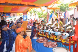 Efectúan homenaje a milicianos vietnamitas de Hoang Sa