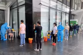 Vietnam rebasa 10 mil casos del COVID-19 
