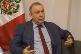 Embajador peruano valora posición internacional de Vietnam