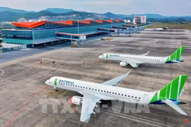 Reabrirán vuelos comerciales entre provincia vietnamita de Quang Ninh y Ciudad Ho Chi Minh