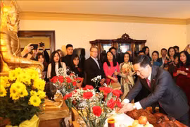 Celebran en Canadá acto en homenaje a los Reyes Hung
