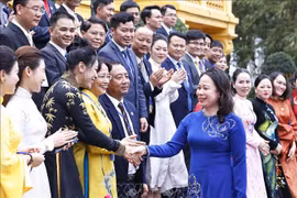 Instan a empresarios jóvenes a mejorar potencial económico de Vietnam 