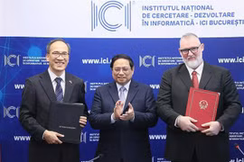Premier vietnamita propone promover cooperación con Rumania en ciencia y tecnología 