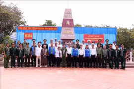 Delegación de Ciudad Ho Chi Minh visita Truong Sa