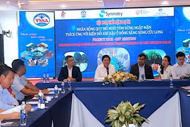 Amplían modelo de cría de camarón adaptable al cambio climático en delta del río Mekong