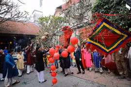 Celebran diversas actividades con motivo del Tet en casco antiguo de Hanoi