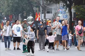 Más de 400 mil turistas visitan Hanoi en asueto por Año Nuevo