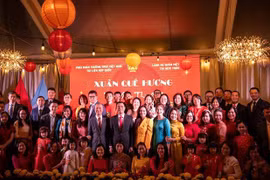 Comunidad vietnamita en Nueva York celebra el Tet
