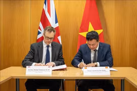 Vietnam y el Reino Unido firman declaración conjunta sobre migración ilegal